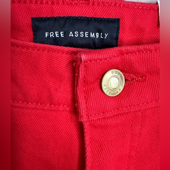 Free Assembly Mid Rise Crop Barrel in Rover Red - Picture 4 of 7